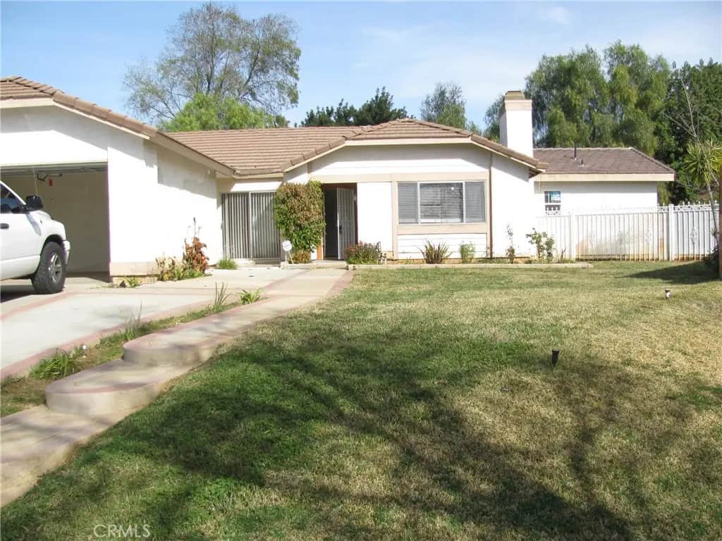 11328 Sagewood, Moreno Valley, CA — listing photo 1