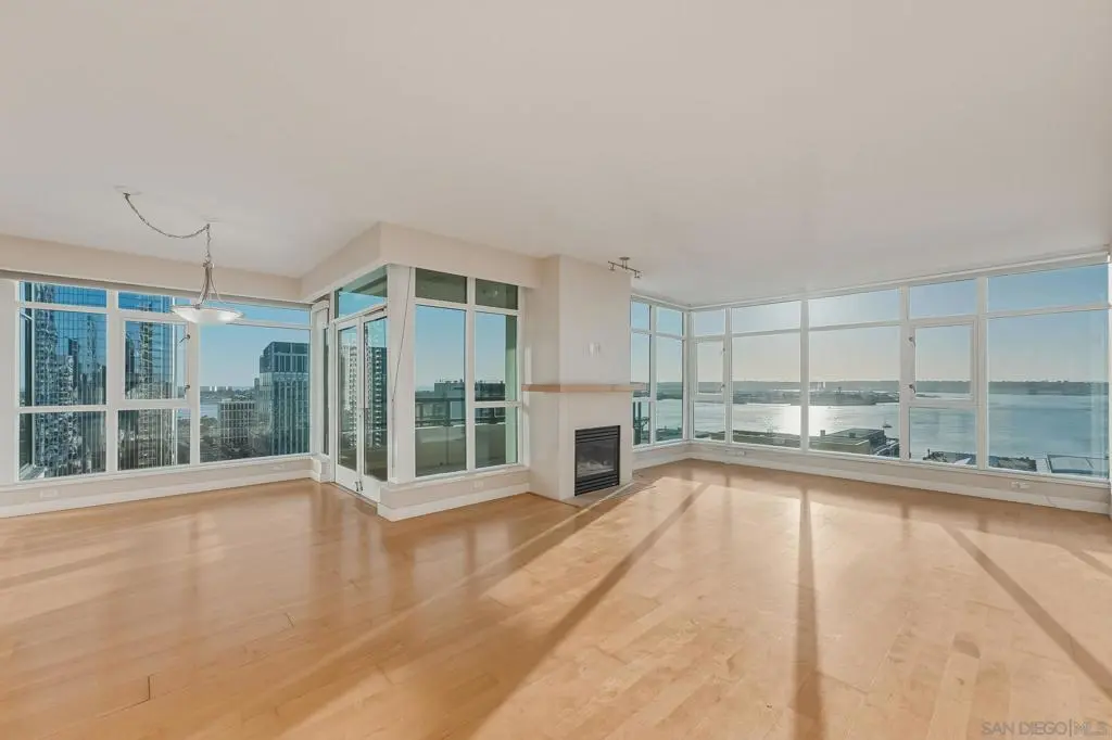 1199 Pacific Hwy 2206, San Diego, CA — listing photo 1