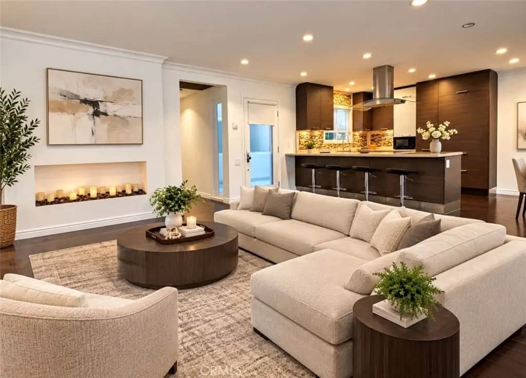 2346 Via Mariposa W A, Laguna Woods, CA — listing photo 1