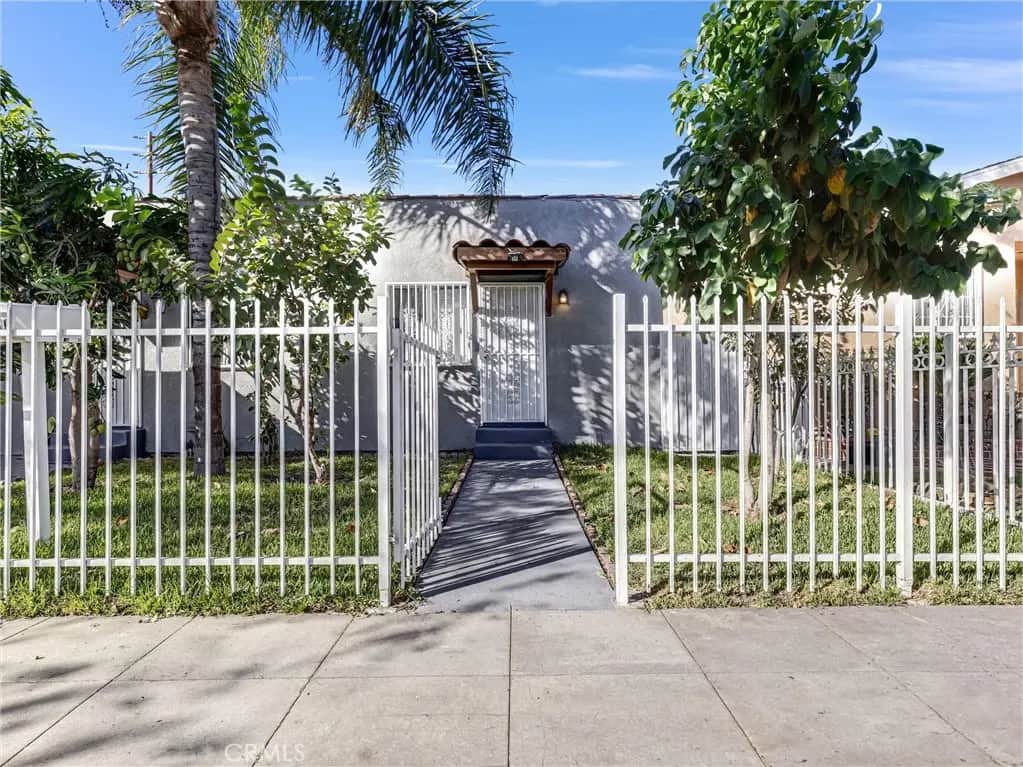 807 E 87th, Los Angeles, CA — listing photo 1