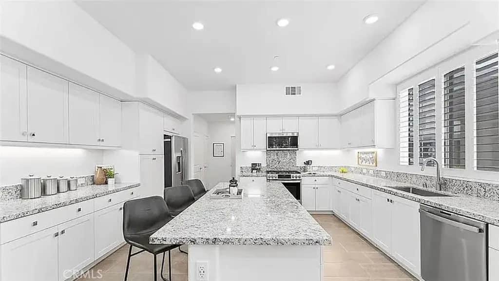 1867 S Union 65, Anaheim, CA — listing photo 1