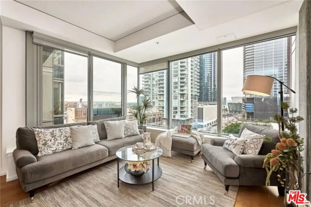 1155 S Grand Avenue 806, Los Angeles, CA — listing photo 1