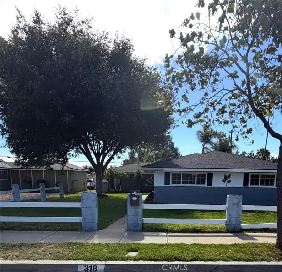 318 E Gladstone, San Dimas, CA — listing photo 1
