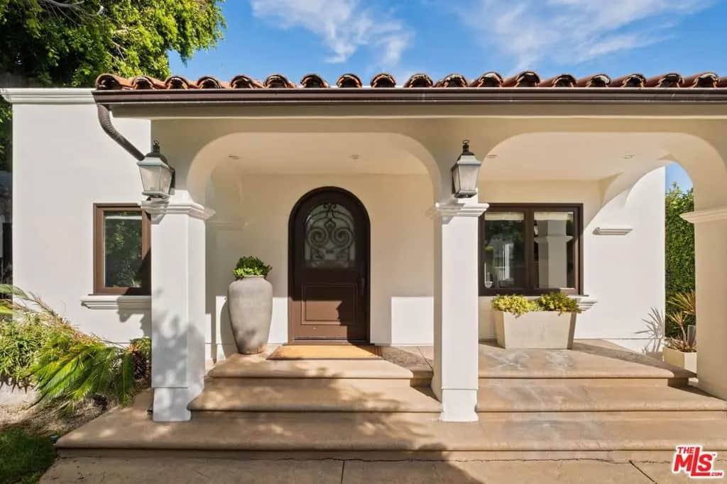 548 Huntley Drive, West Hollywood, CA — listing photo 1