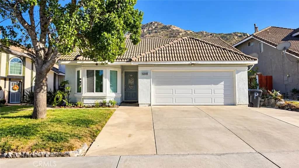 12049 Maple Leaf, Fontana, CA — listing photo 1