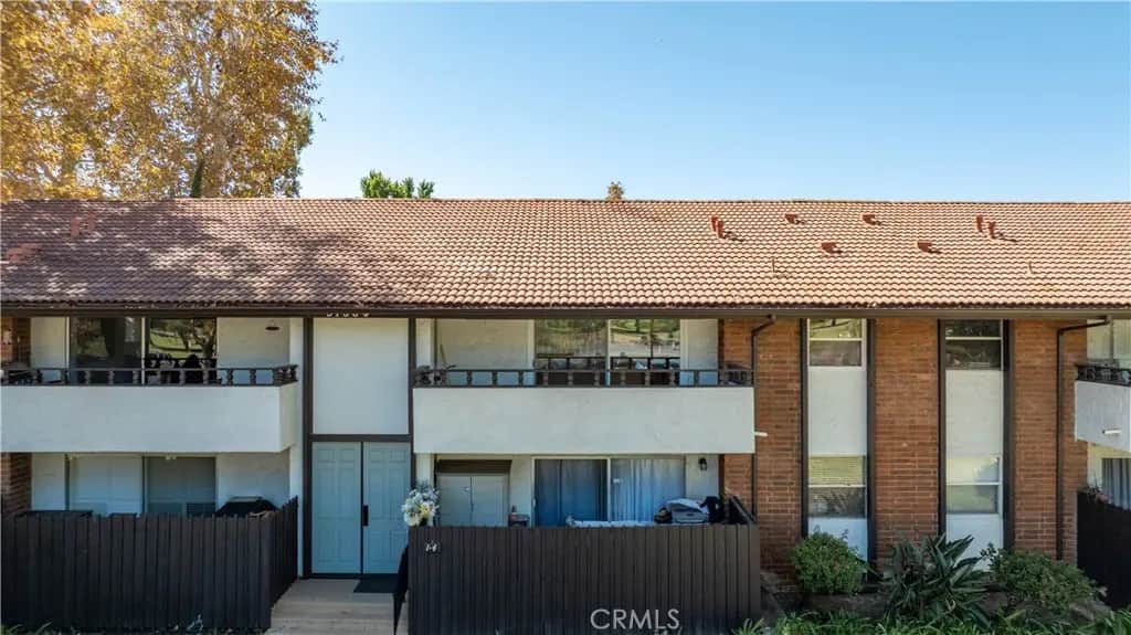 31584 Agoura 3, Westlake Village, CA — listing photo 1