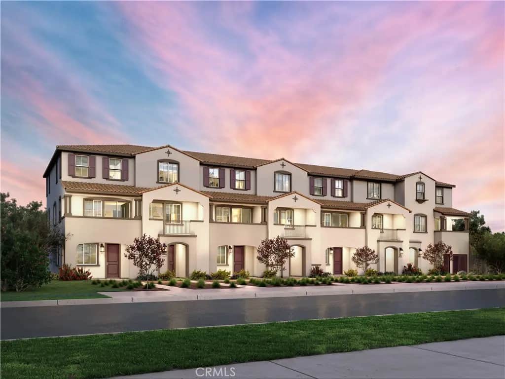 4720 Tobar Way, Oceanside, CA — listing photo 1