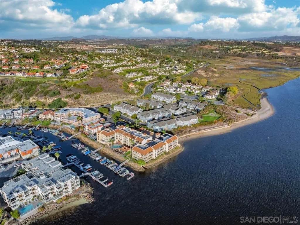 4747 Marina 22, Carlsbad, CA — listing photo 1