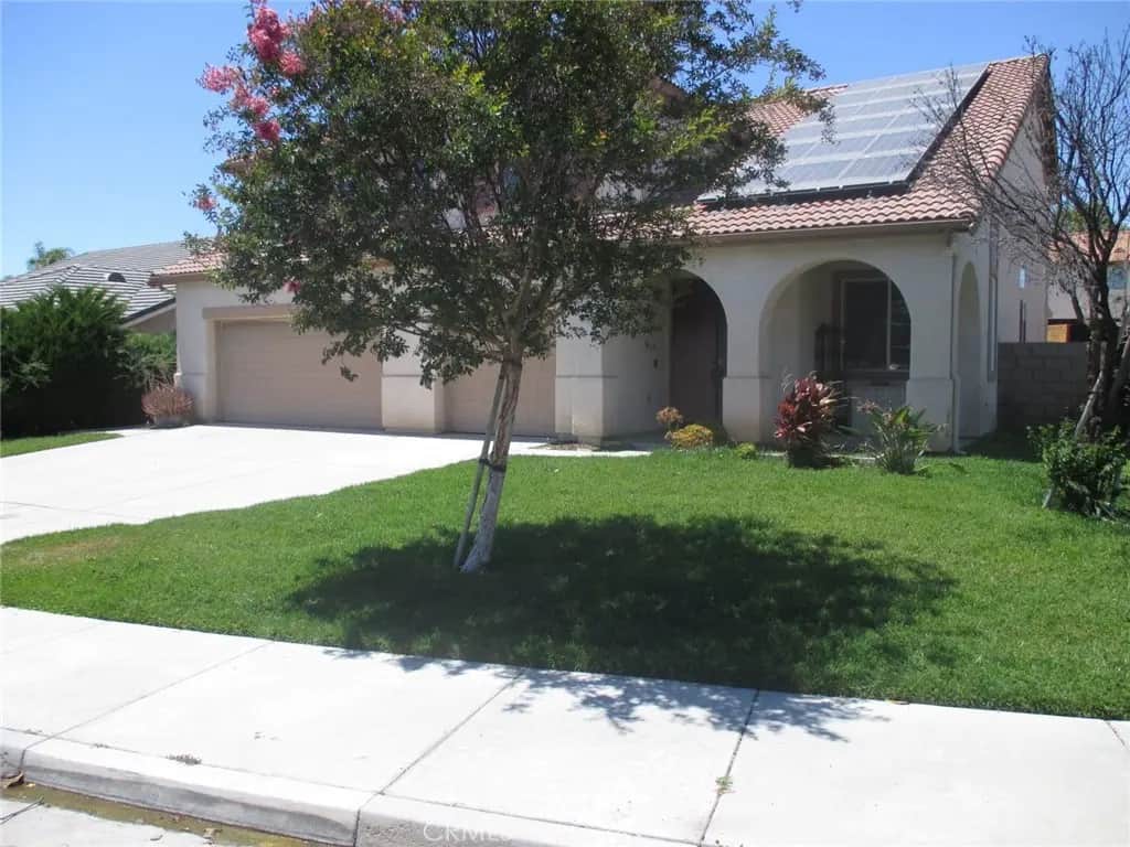 31230 Bermuda, Winchester, CA — listing photo 1