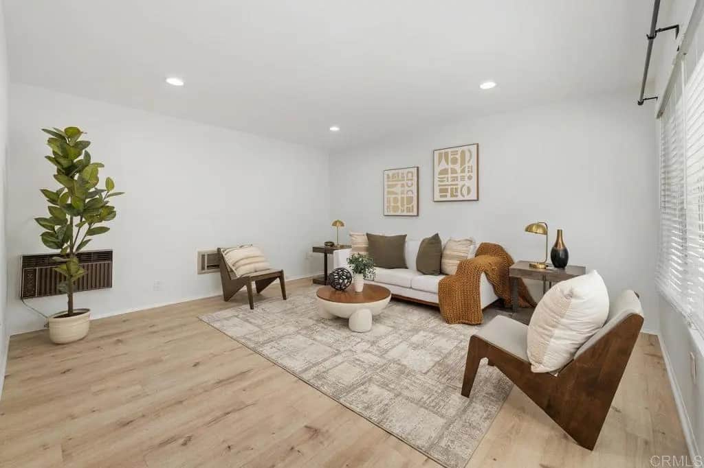 6735 Amherst Street 2E, San Diego, CA — listing photo 1