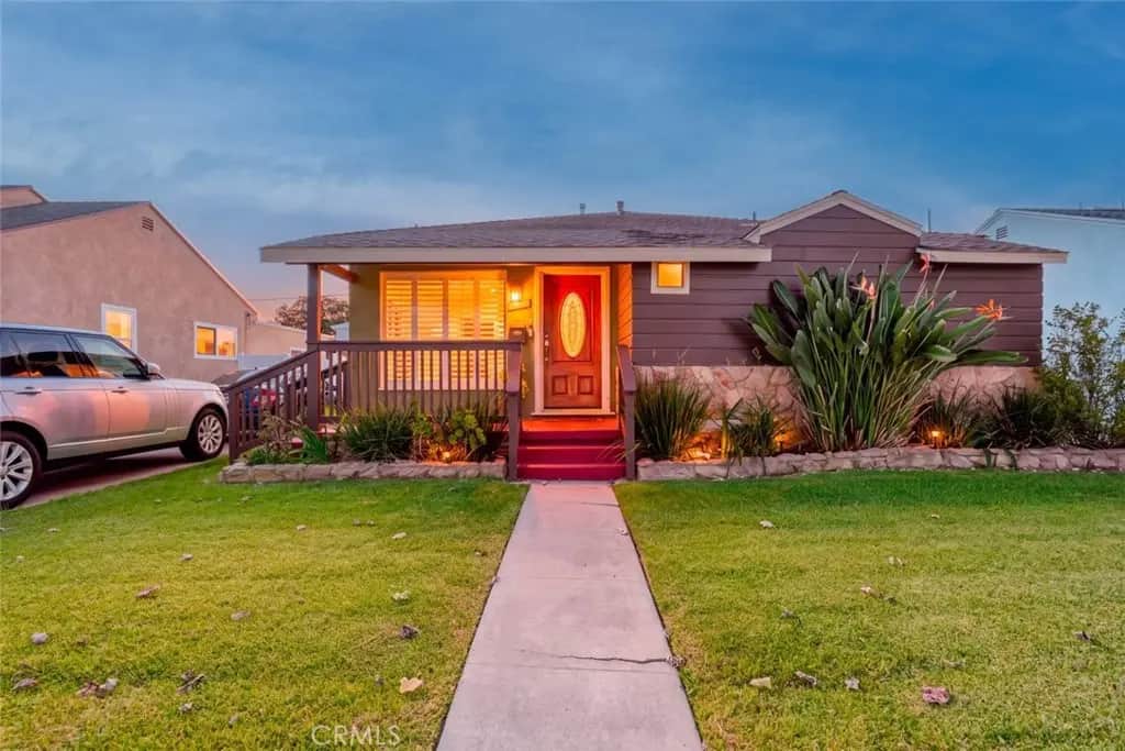2036 W 95th Street, Los Angeles, CA — listing photo 1