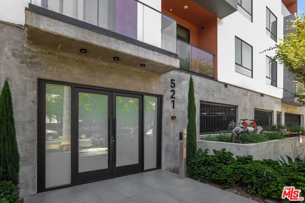 521 N Gramercy Place 404, Los Angeles, CA — listing photo 1