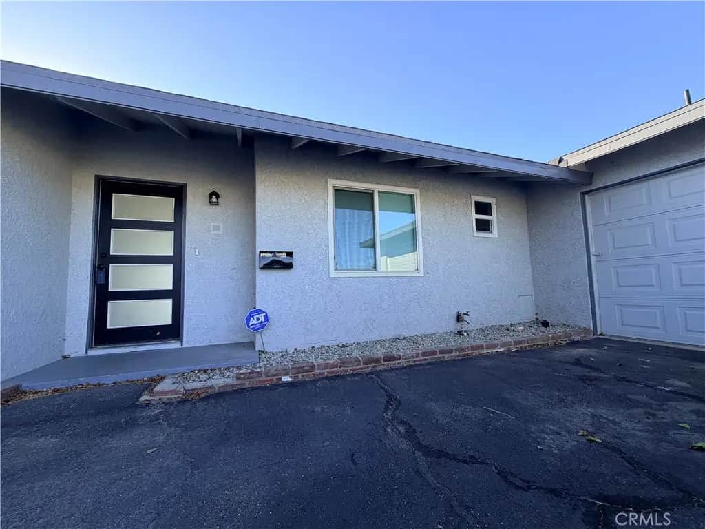 45517 Sancroft, Lancaster, CA — listing photo 1