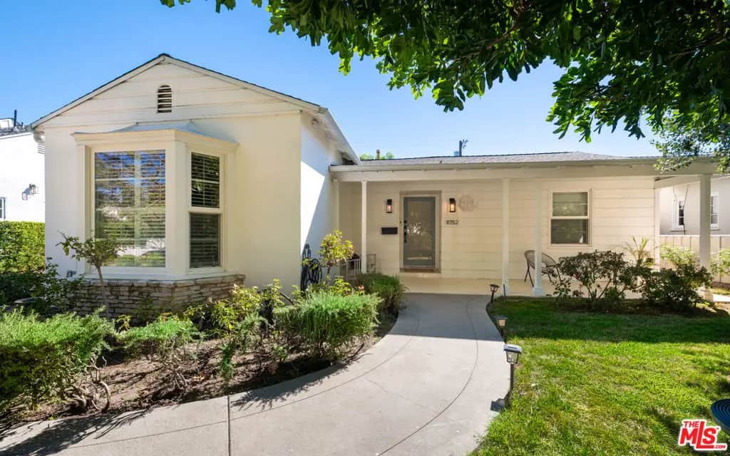 11752 Hartsook Street, Valley Village, CA — listing photo 1