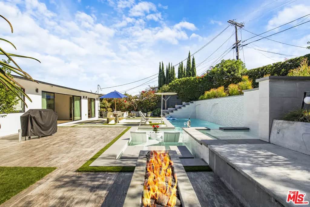 5818 W 78th Place, Los Angeles, CA — listing photo 1