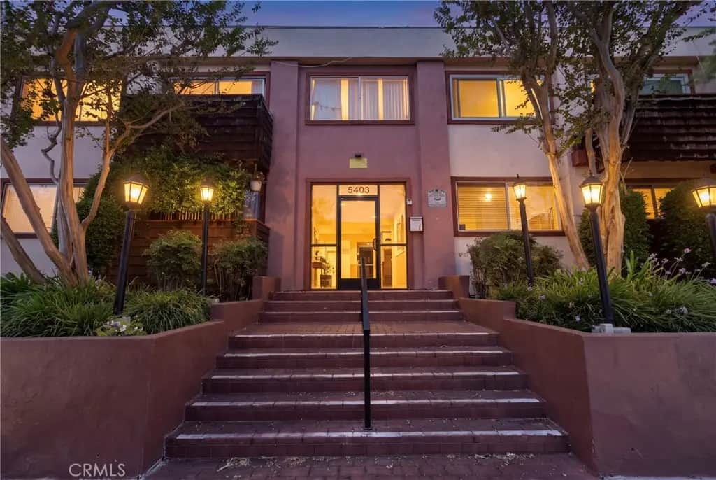 5403 Newcastle Avenue, Encino, CA — listing photo 1