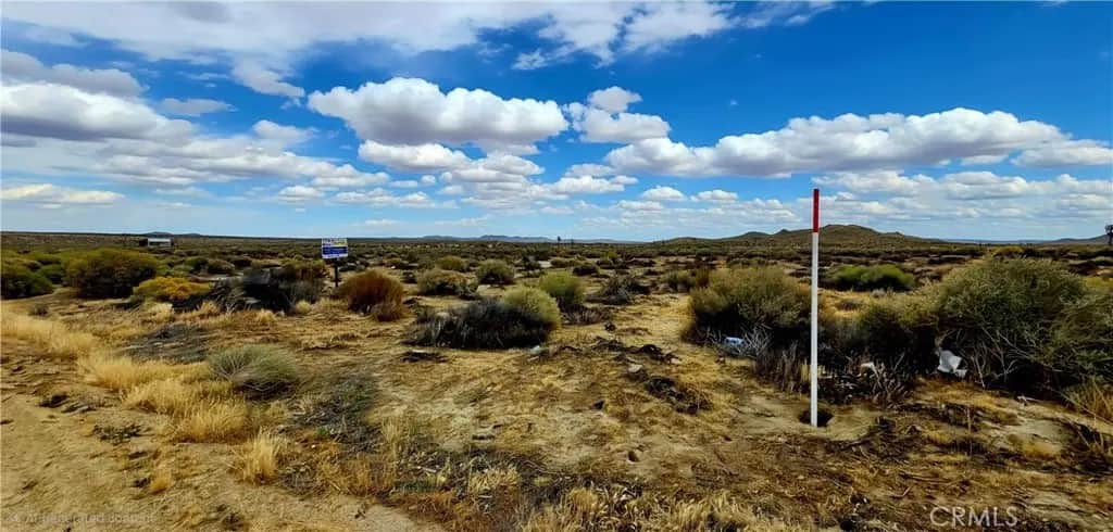 240 E Avenue O-10, Palmdale, CA — listing photo 1