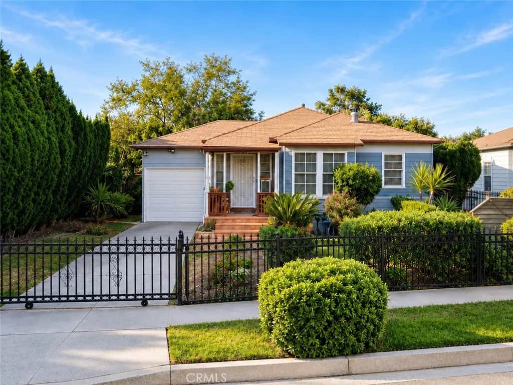 14418 Lorne, Panorama City, CA — listing photo 1