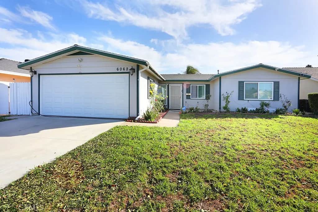 6062 Dr Glenwood, Huntington Beach, CA — listing photo 1
