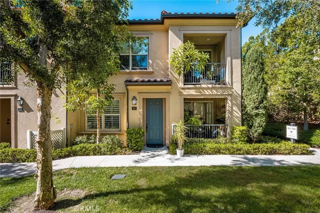 88 Capricorn, Irvine, CA — listing photo 1