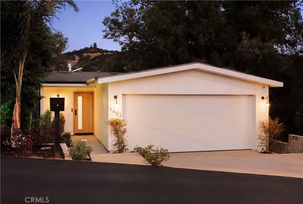 9452 Reverie Road, Tujunga, CA — listing photo 1