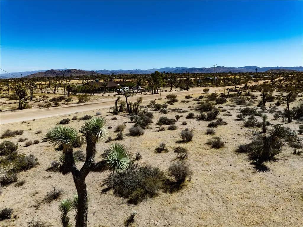 2800 Balsa Ave, Yucca Valley, CA — listing photo 1