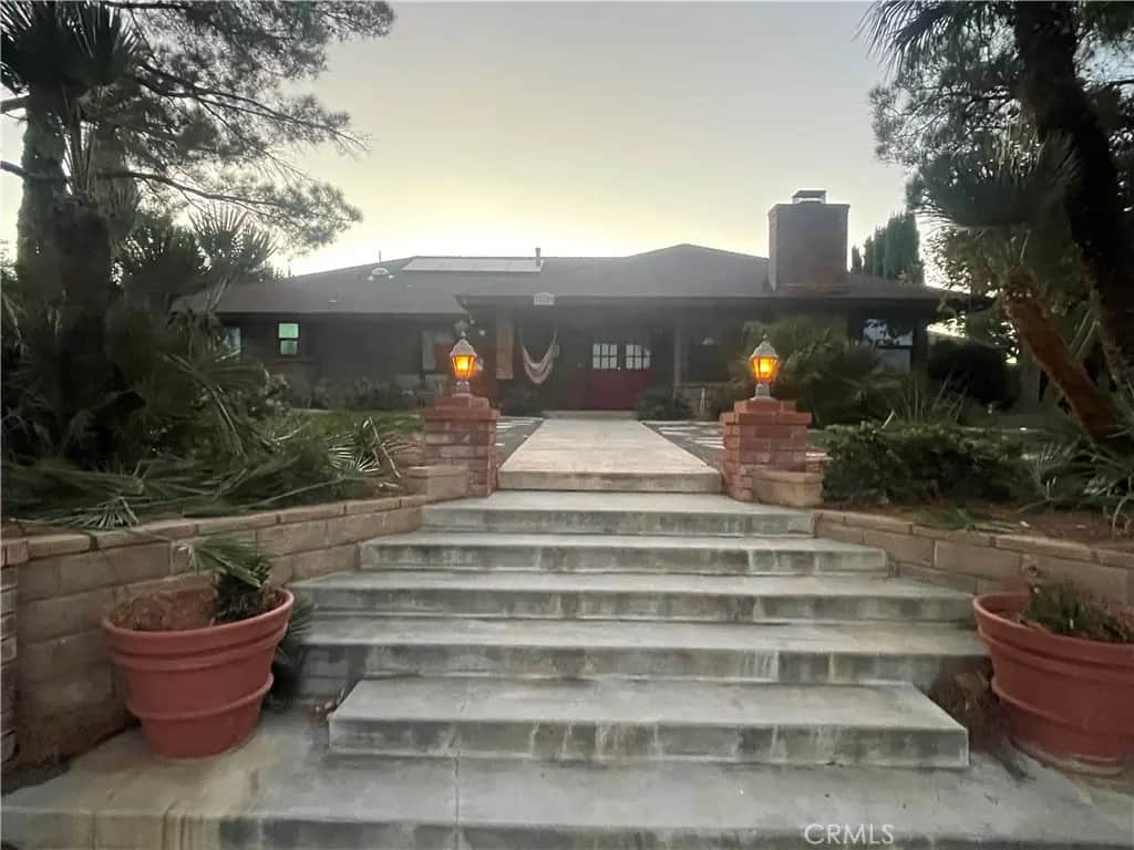 37229 Bianca, Palmdale, CA — listing photo 1