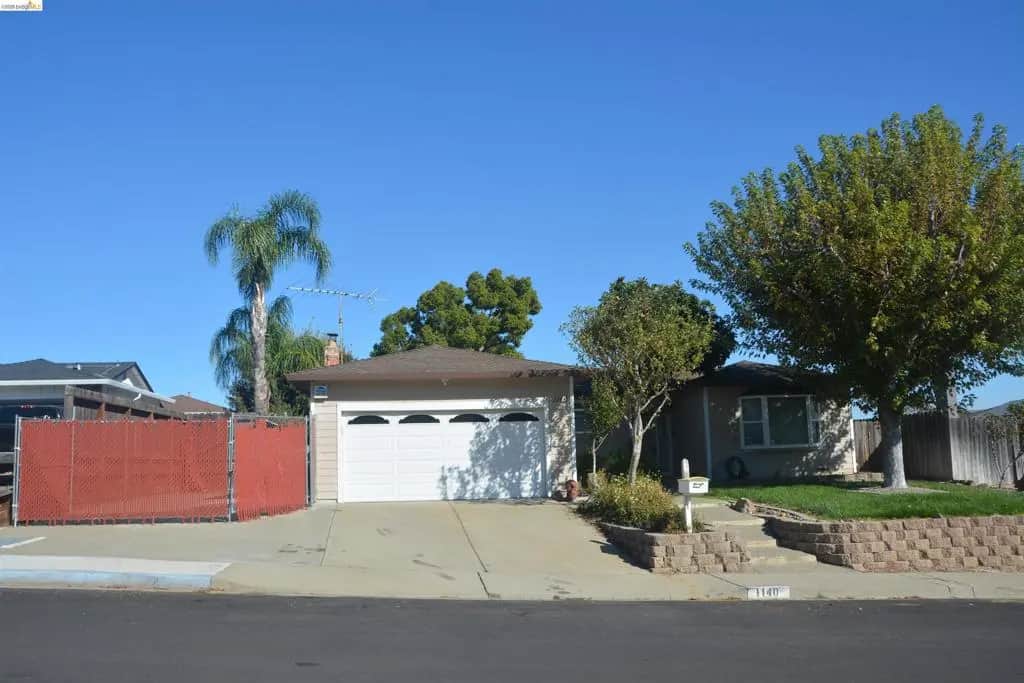 1140 Los Palos Ct, Pittsburg, CA — listing photo 1