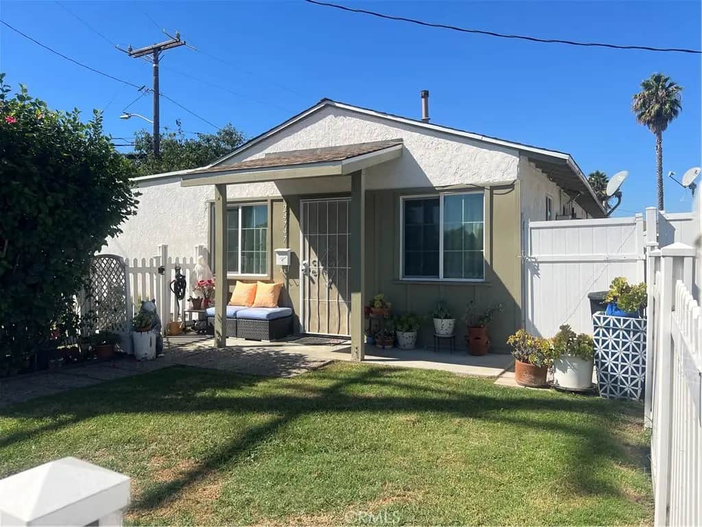 24747 Pennsylvania, Lomita, CA — listing photo 1