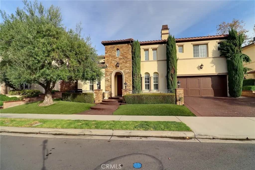 22866 Briarcliff, Mission Viejo, CA — listing photo 1