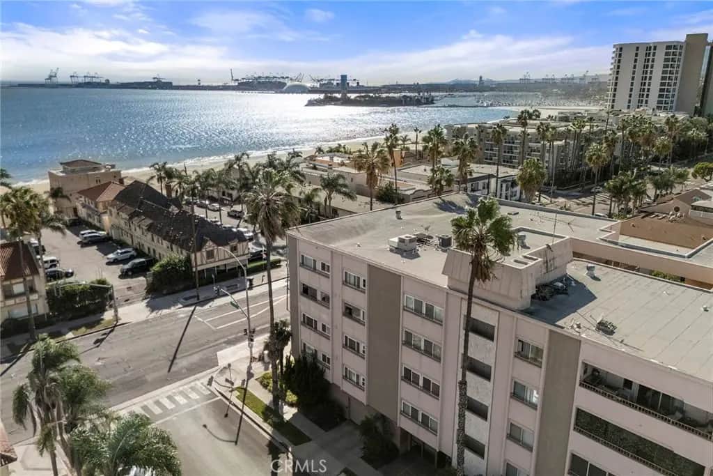 1635 E Ocean D2, Long Beach, CA — listing photo 1