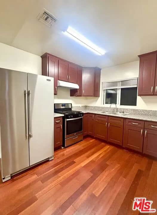 4343 W 4th Street #E, Los Angeles, CA — listing photo 1