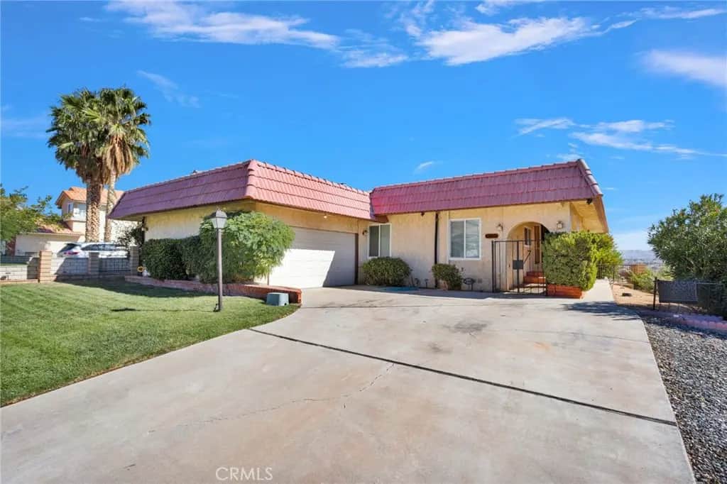 13655 Sierra Vista Drive, Victorville, CA — listing photo 1