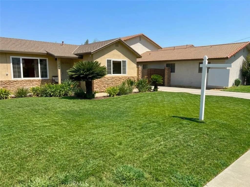549 S Del Norte, Kerman, CA — listing photo 1