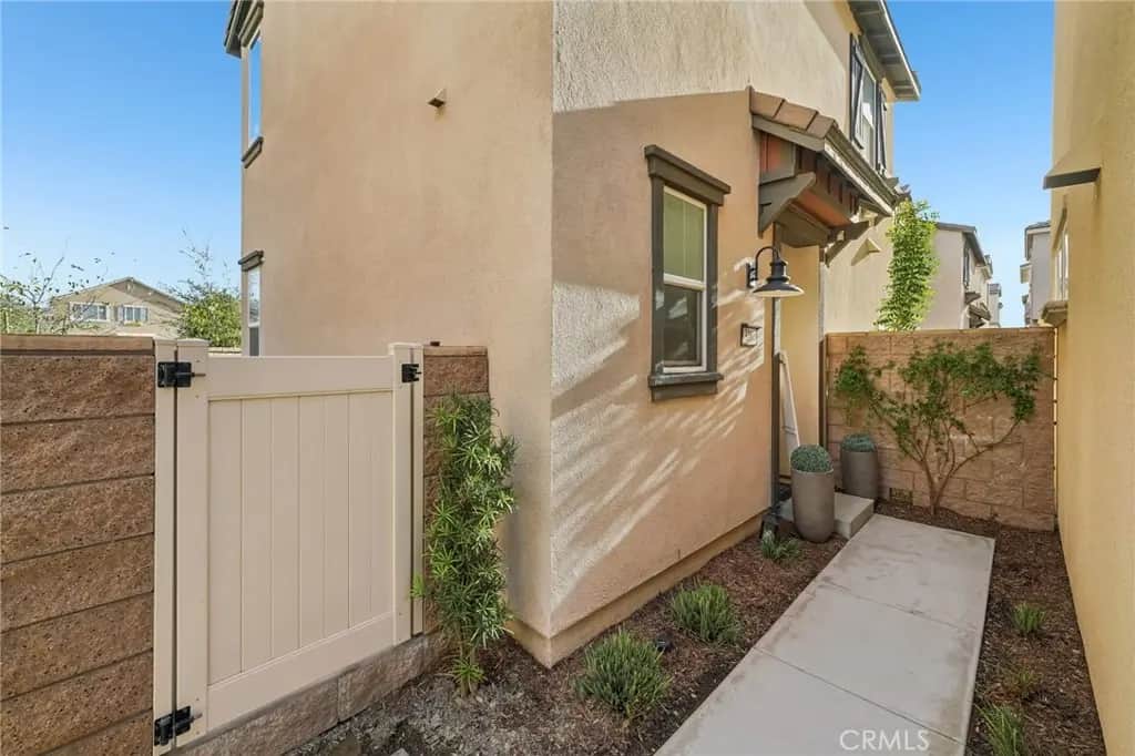 3267 S Cantona Paseo, Ontario, CA — listing photo 1