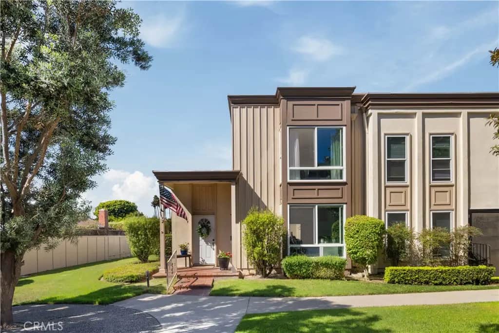 9692 Brookhaven, Huntington Beach, CA — listing photo 1