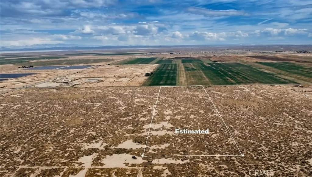 9200 E Avenue F-8, Redman, CA — listing photo 1
