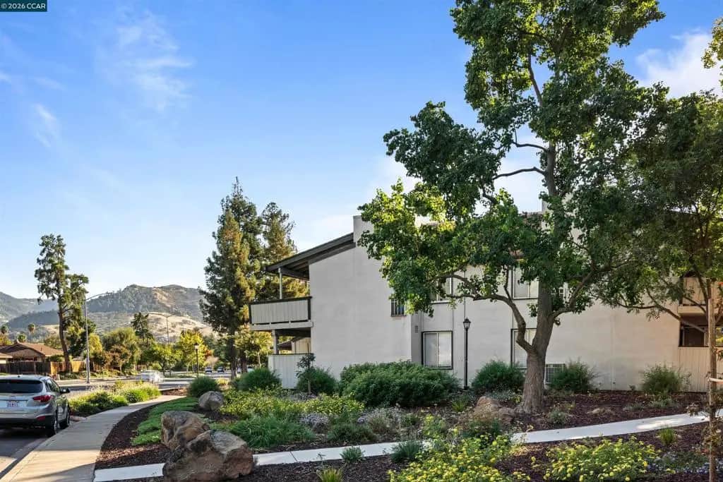 5460 Concord Blvd F2, Concord, CA — listing photo 1