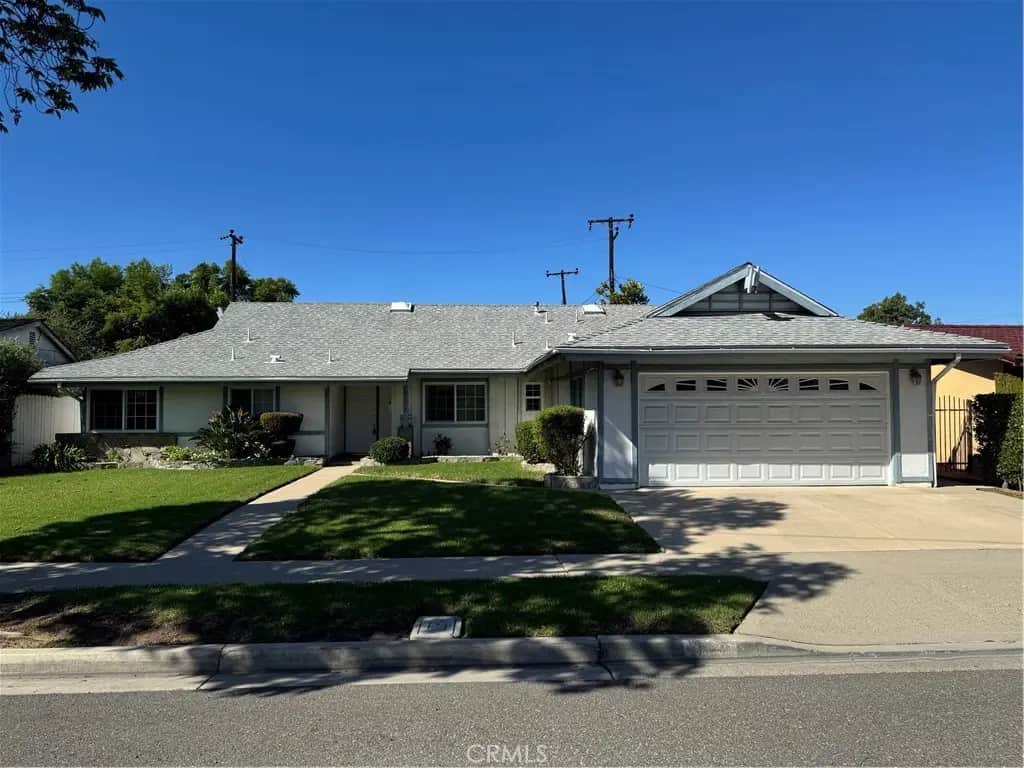 2873 Drake, Costa Mesa, CA — listing photo 1