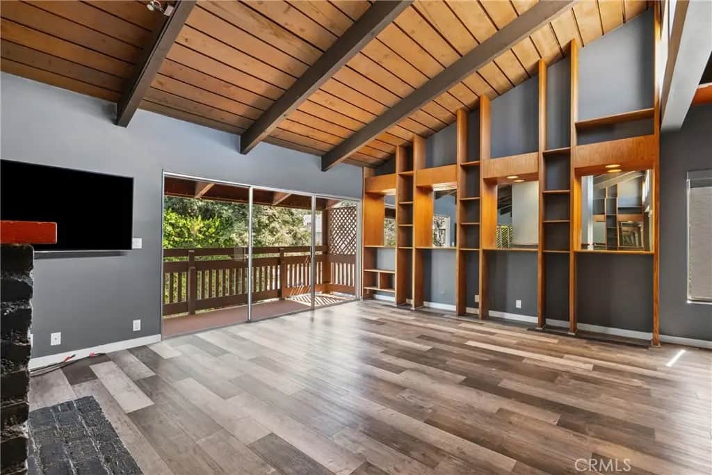 13006 Moorpark 4, Studio City, CA — listing photo 1