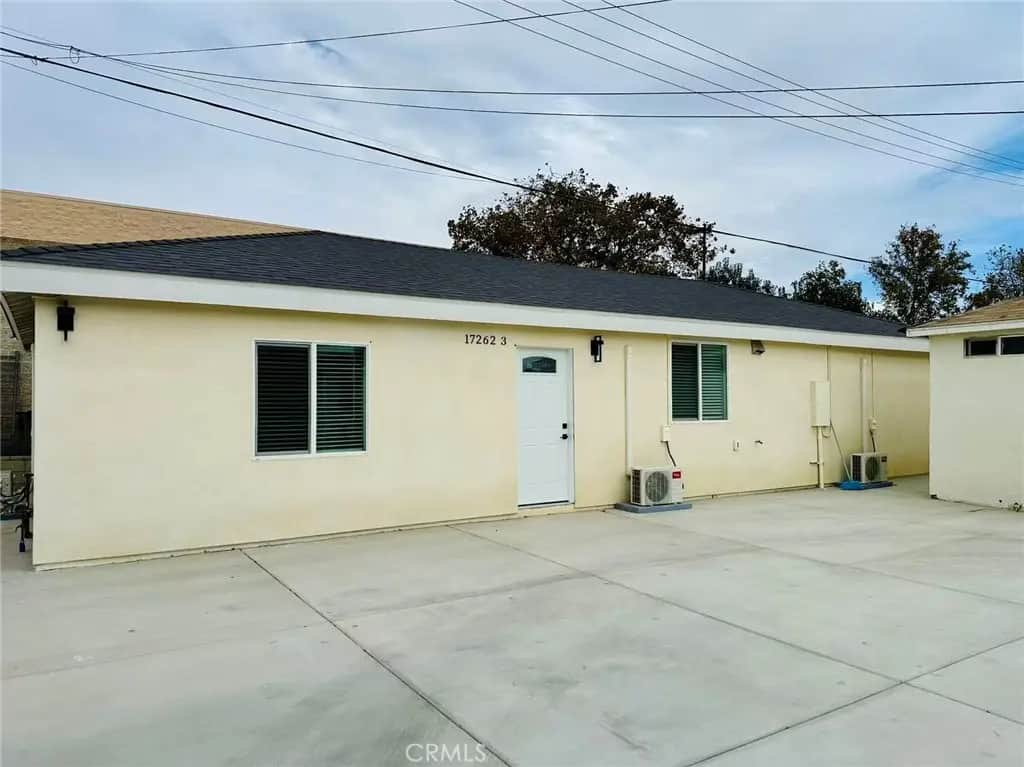 17262 Ivy Ave 3, Fontana, CA — listing photo 1