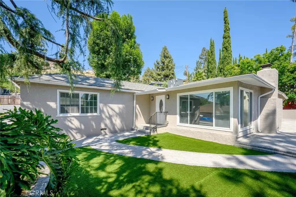 4924 Lowell Avenue, La Crescenta, CA — listing photo 1