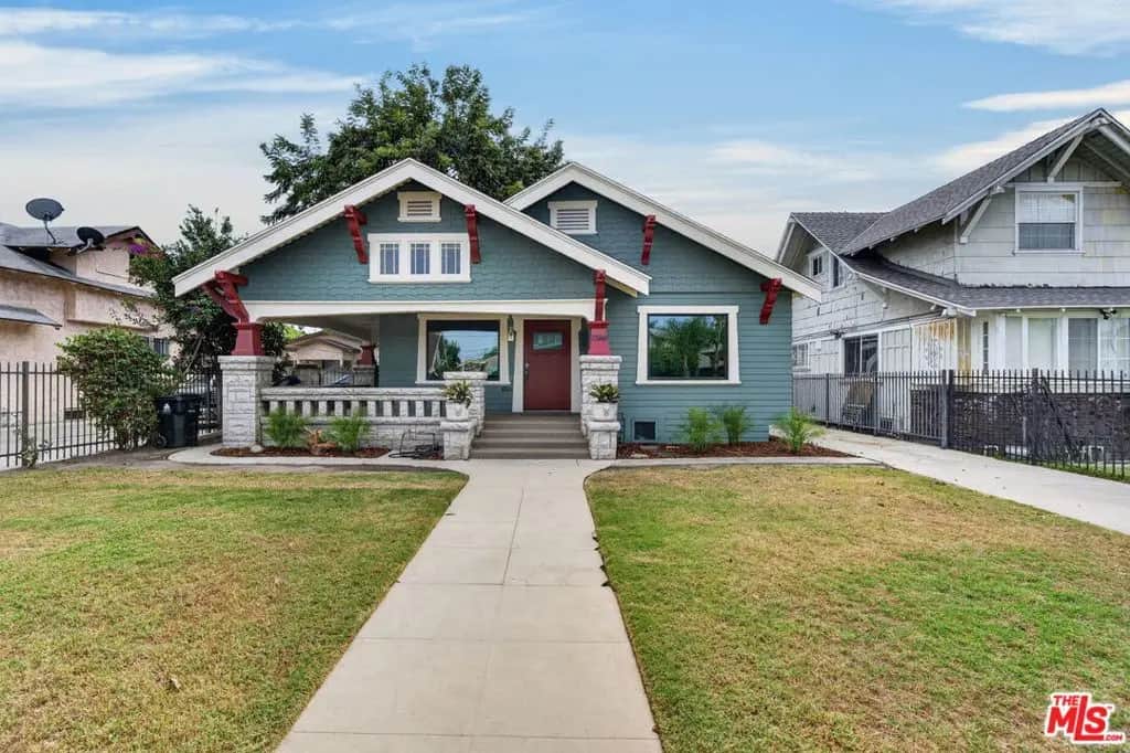 1588 W 49th Street, Los Angeles, CA — listing photo 1