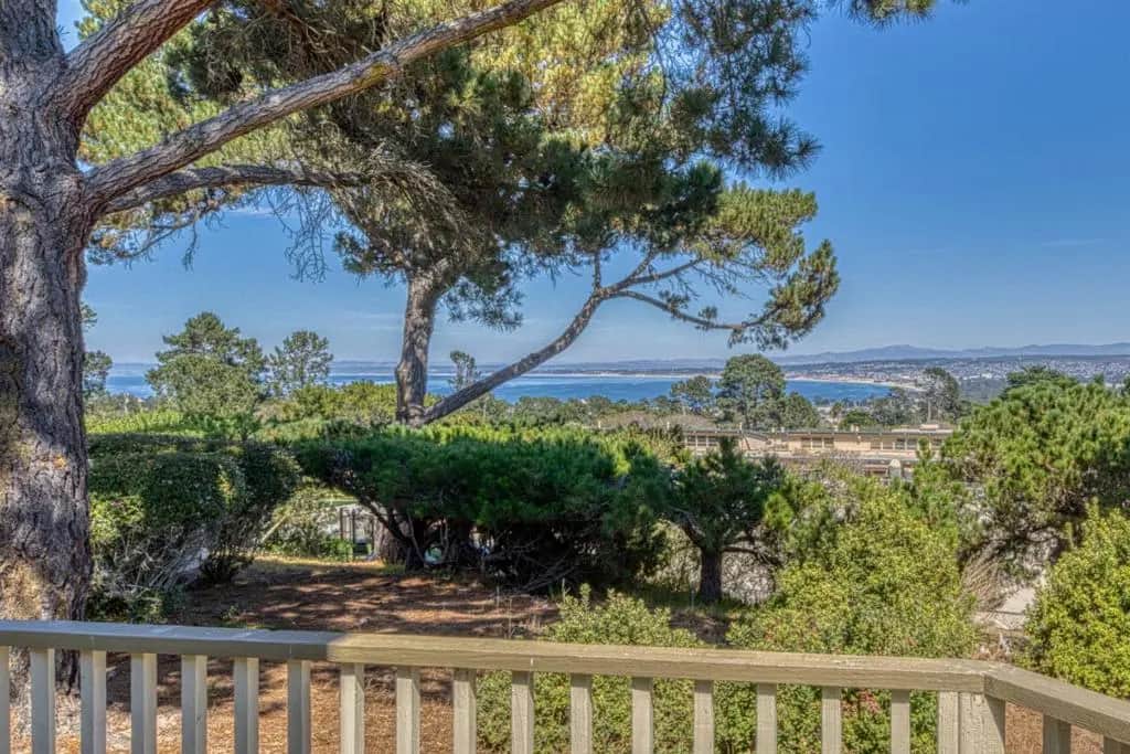 400 Mar Vista Drive 23, Monterey, CA — listing photo 1
