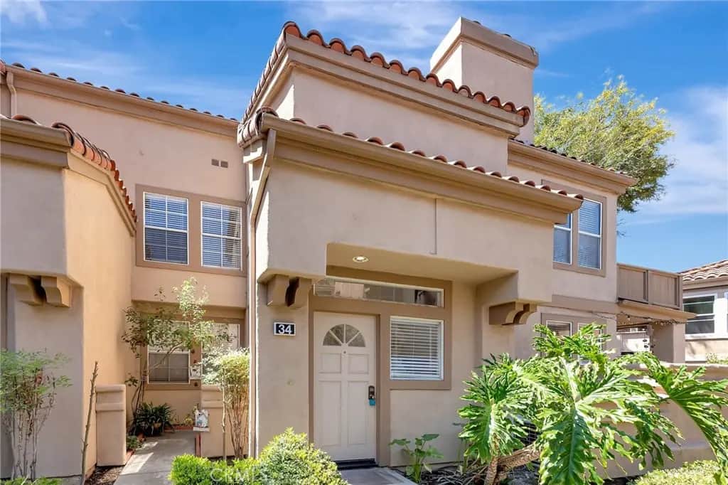 34 Magellan Aisle, Irvine, CA — listing photo 1