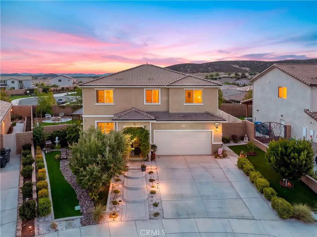 35181 Gamay, Winchester, CA — listing photo 1