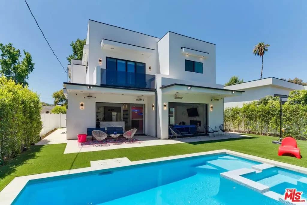 18015 Martha Street, Encino, CA — listing photo 1