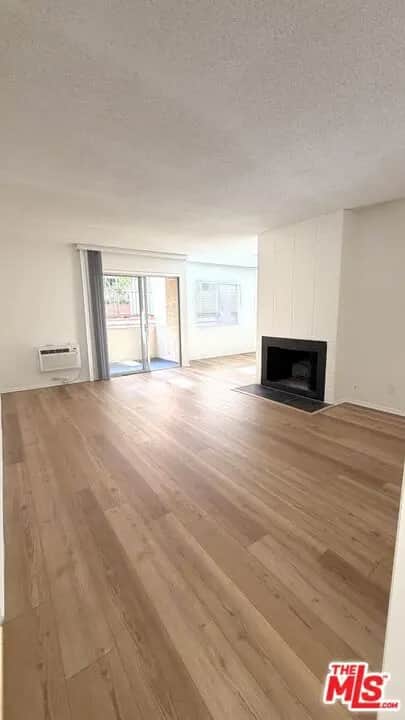 1220 Wellesley Avenue 7, Los Angeles, CA — listing photo 1