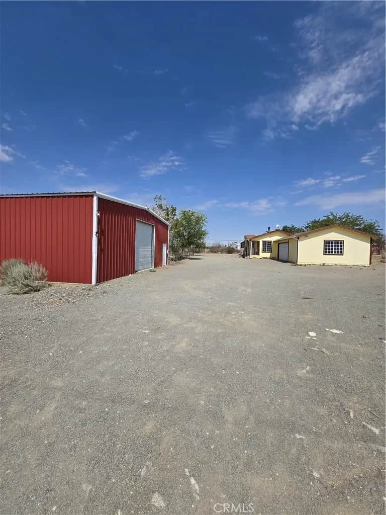 12285 Golden View Road, Pinon Hills, CA — listing photo 1