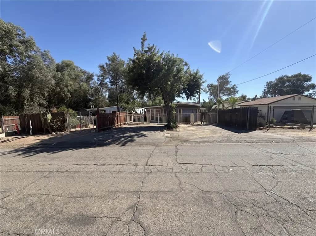 18291 Tereticornis, Lake Elsinore, CA — listing photo 1